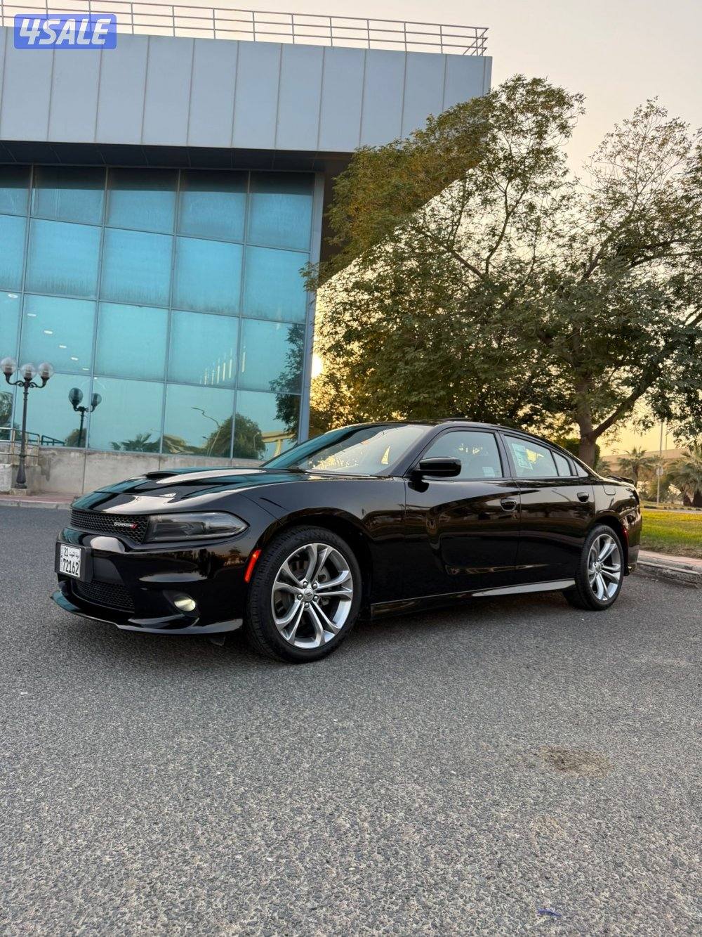 شارجر GT موديل 2022 بحاله الوكالة 6 سلندر اعلى درجه عداد80 الف فقط1