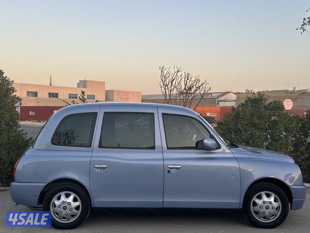 للبيع THE LONDON TAXI4 موديل 2011 وارد الزياني كامل المواصفات ماشي 194