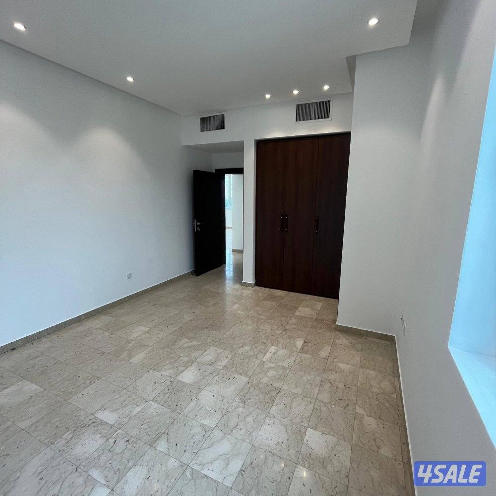 فيلا للإيجار في السلام قطعة 64