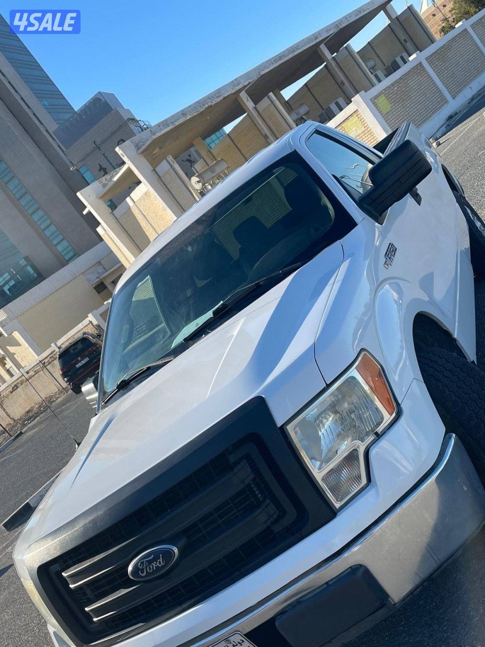 للبيع وانيت فورد F1503