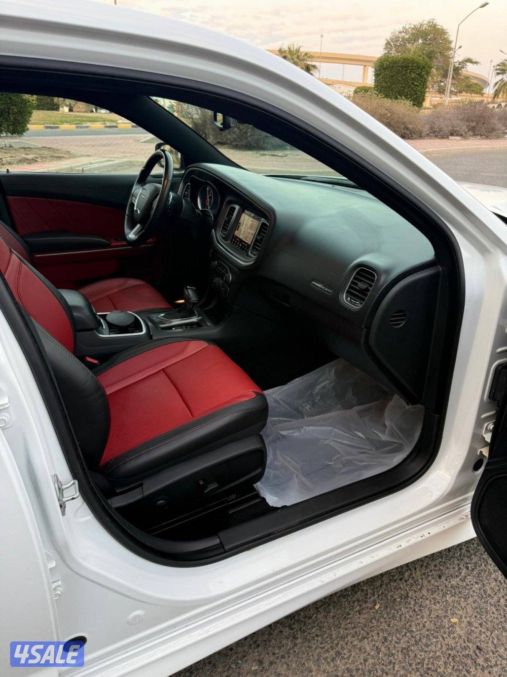 شارجر GT موديل 2022 بحاله الوكالة 6 سلندر اعلى درجه عداد60 الف فقط6