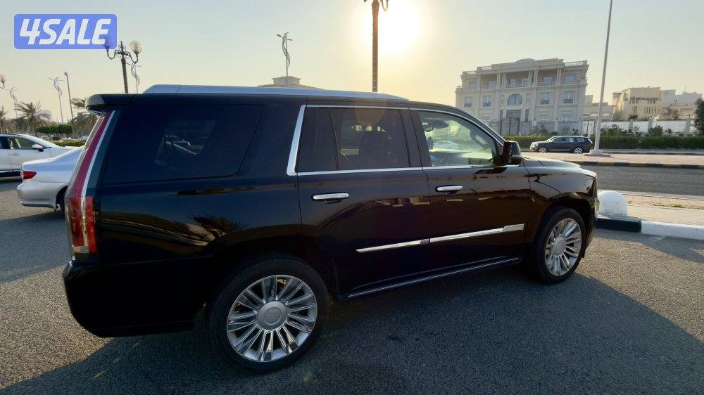 كاديلاك اسكاليد بلاتينيوم موديل 2016 نضيف جدا وارد امريكا11