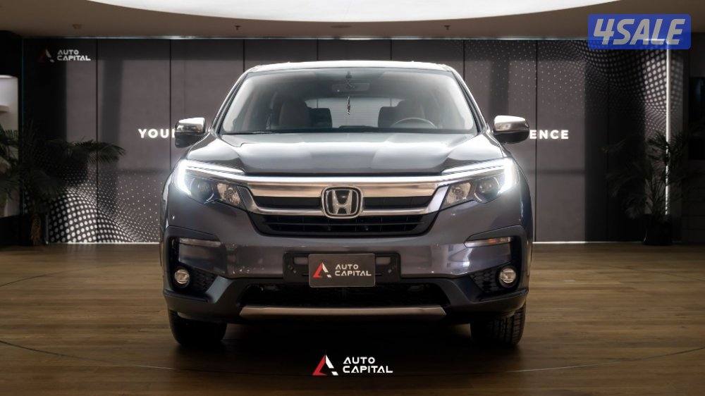 Honda Pilot MRV AWD 3.5L V6 - 3 rpws 7 seater1