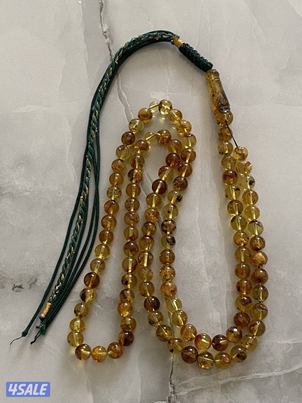 للبيع مسباحين و٨ عقود و٣ أساور كهرب7