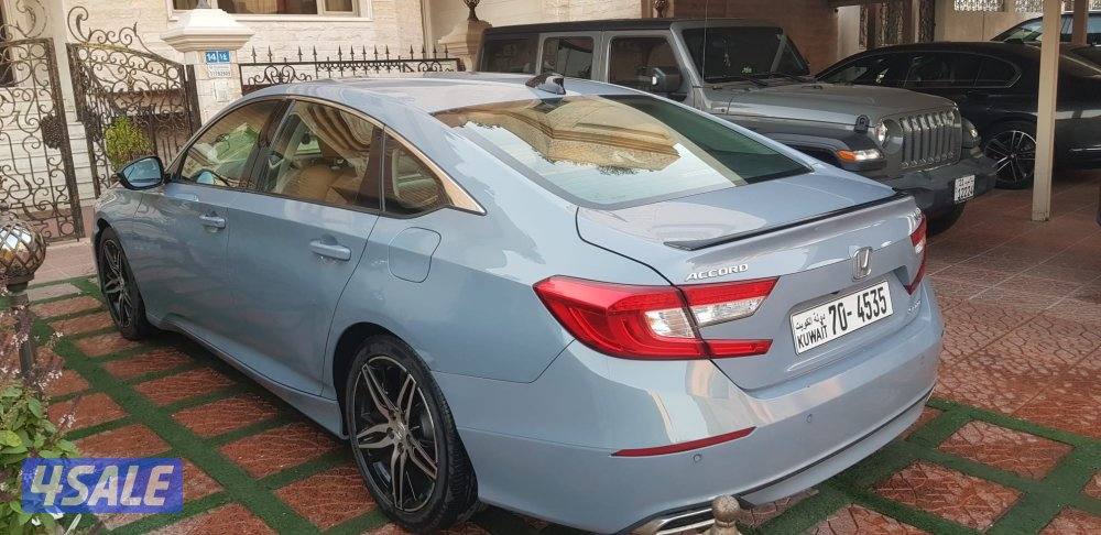 هوندا اكورد 20220