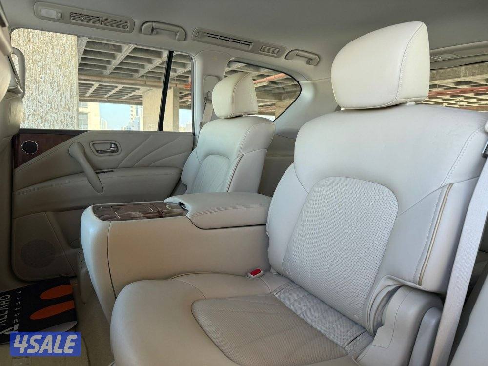 انفينيتيQX80 موديل2016 عداد81الف وارد البابطين سيرفس منتظم7