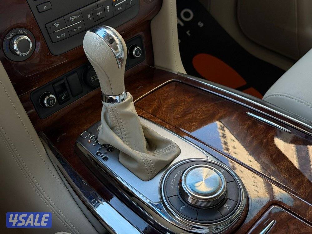 انفينيتيQX80 موديل2016 عداد81الف وارد البابطين سيرفس منتظم9