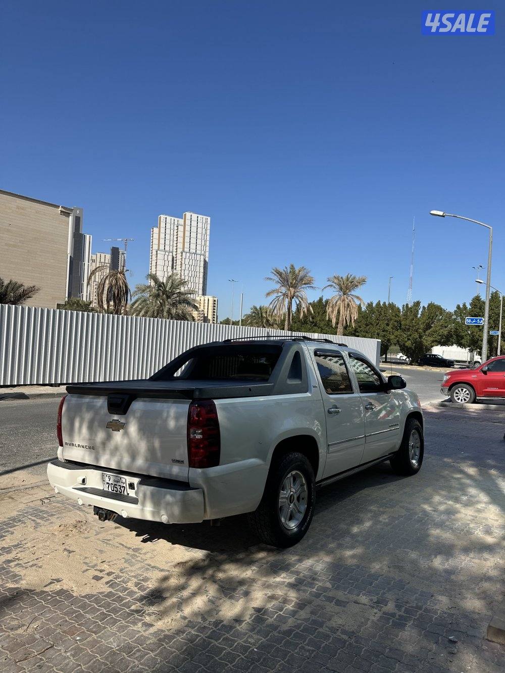 للبيع افلا نش LTZ موديل 2010 كامل المواصفات بحالة ممتازة شرط الفحص4