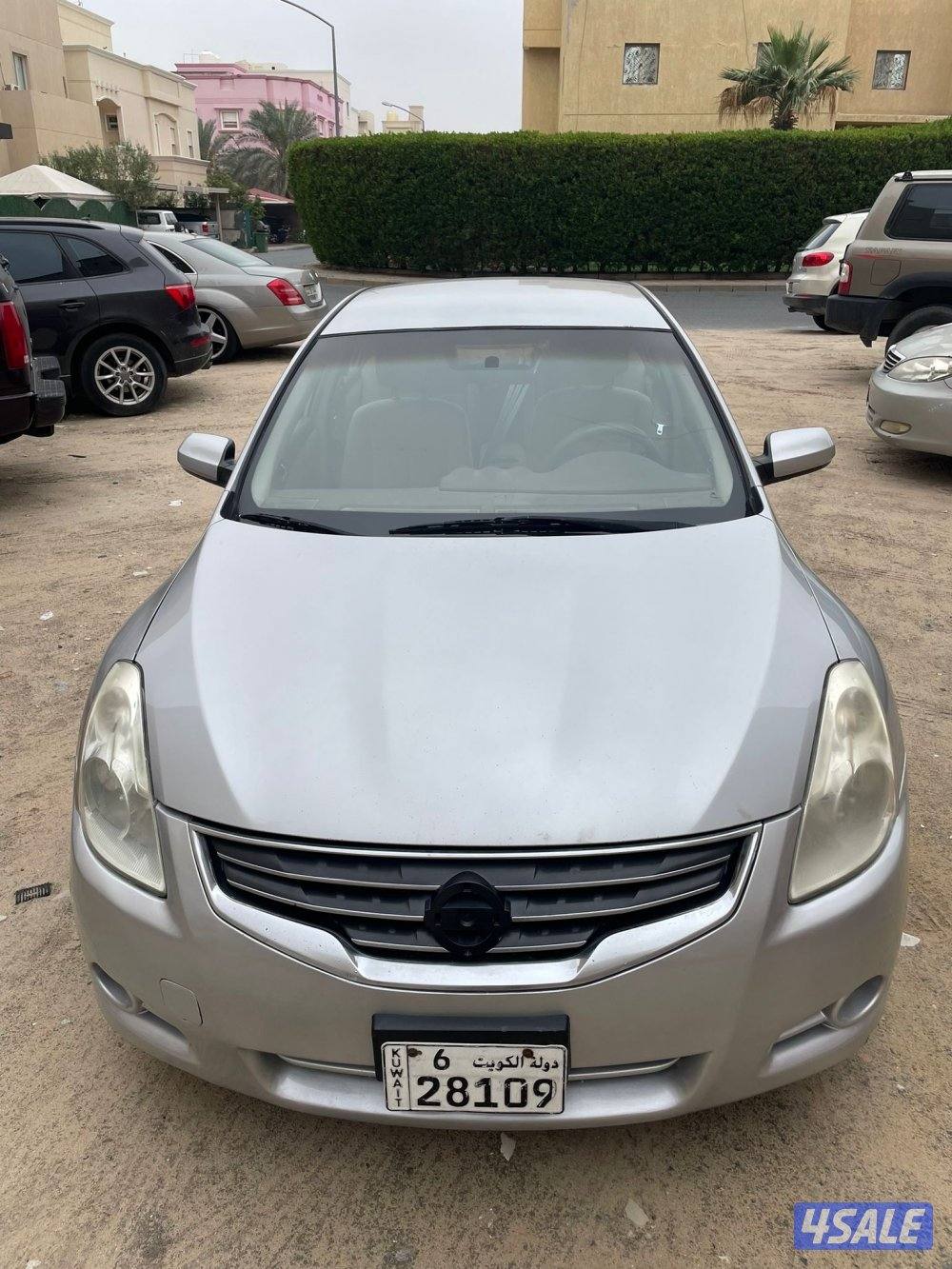 للبيع التيما 2011 بحالة جيدة0