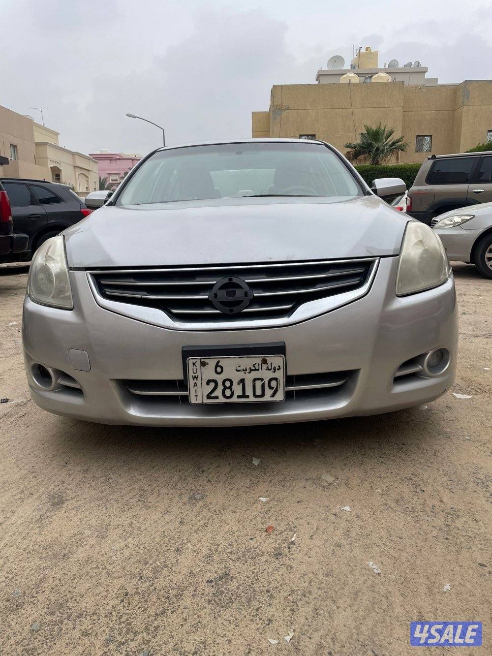 للبيع التيما 2011 بحالة جيدة6