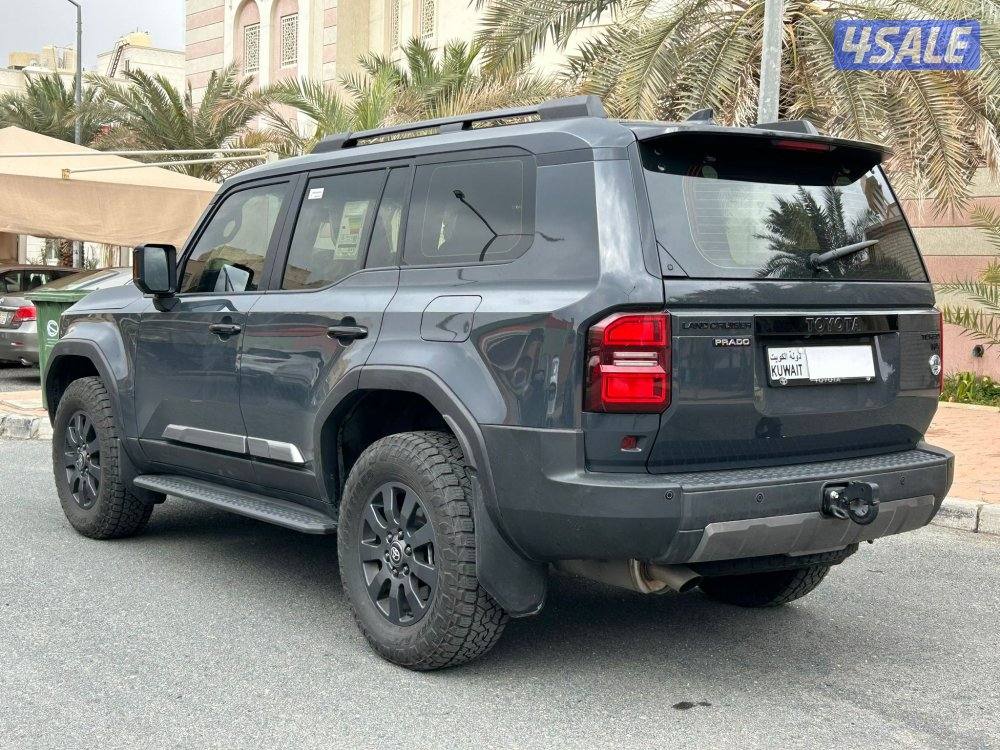 برادو WX 
عداد ٣ الاف4