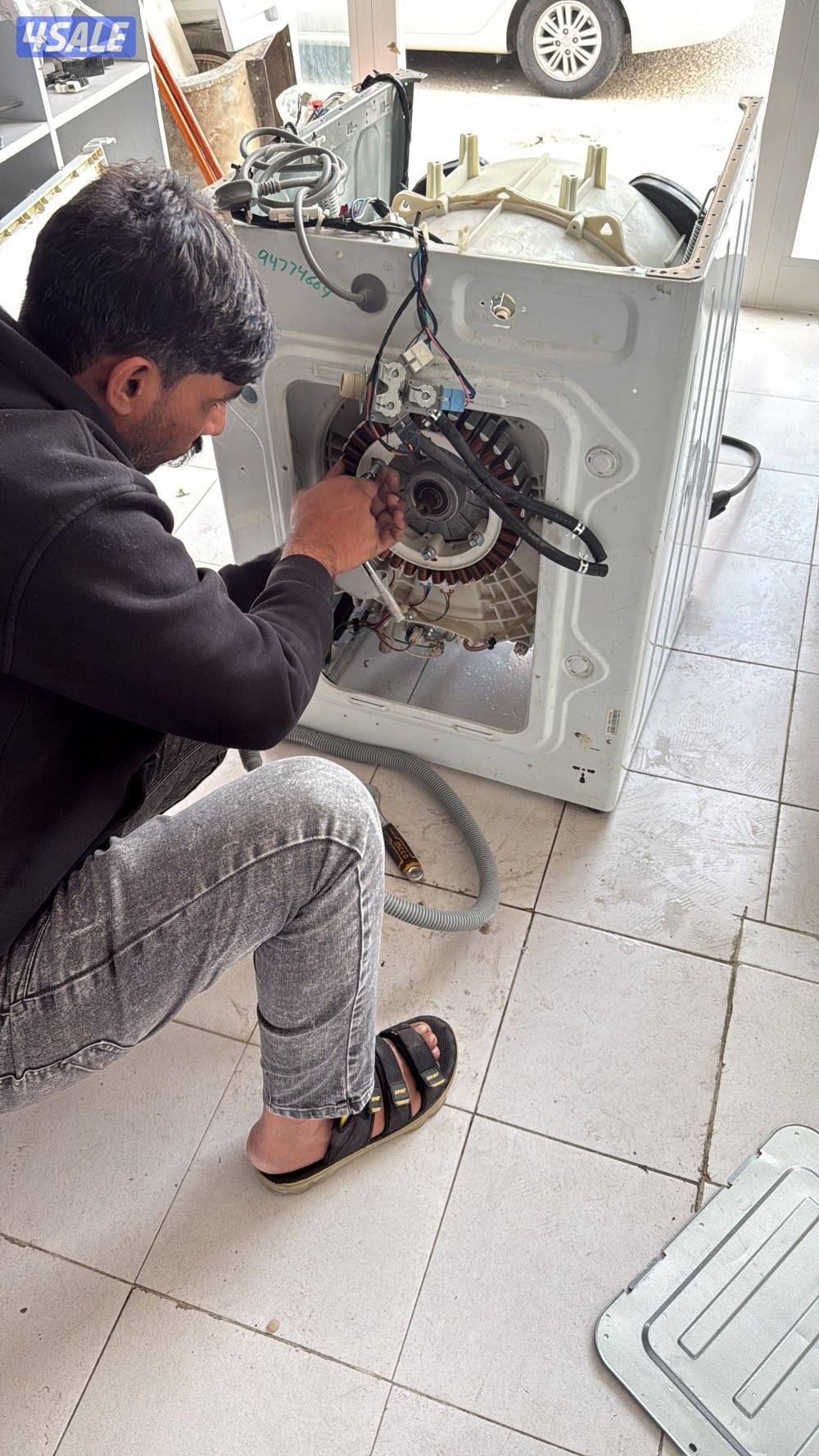 فني غسالات أتوماتيك و نشافات تصليح جميع انواع الاجهزة الكهربائيةالكترو0