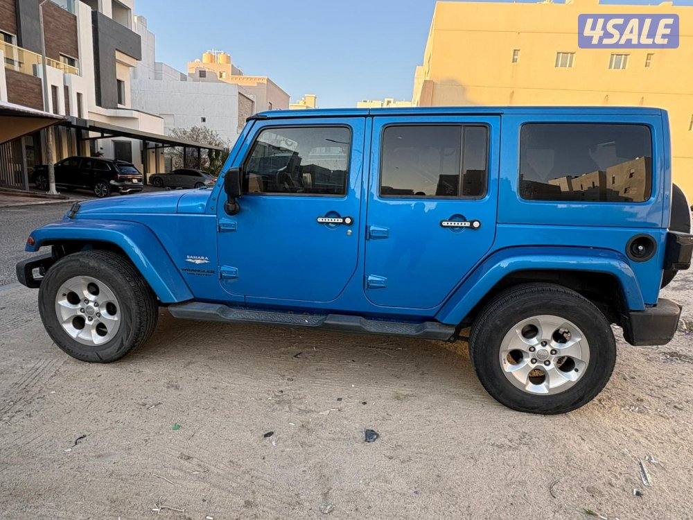 جيب رانجلر صحاري وارد الوكالة موديل 2014 لون ازرق صبغ وكالة1
