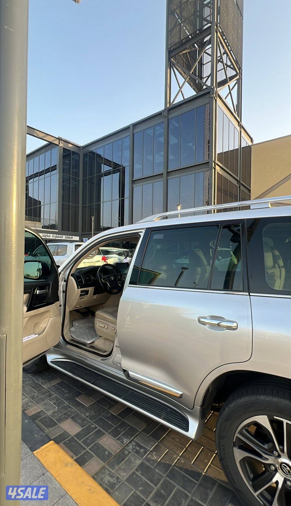 لاند كروزر 2020 قراند تورنق الفل4