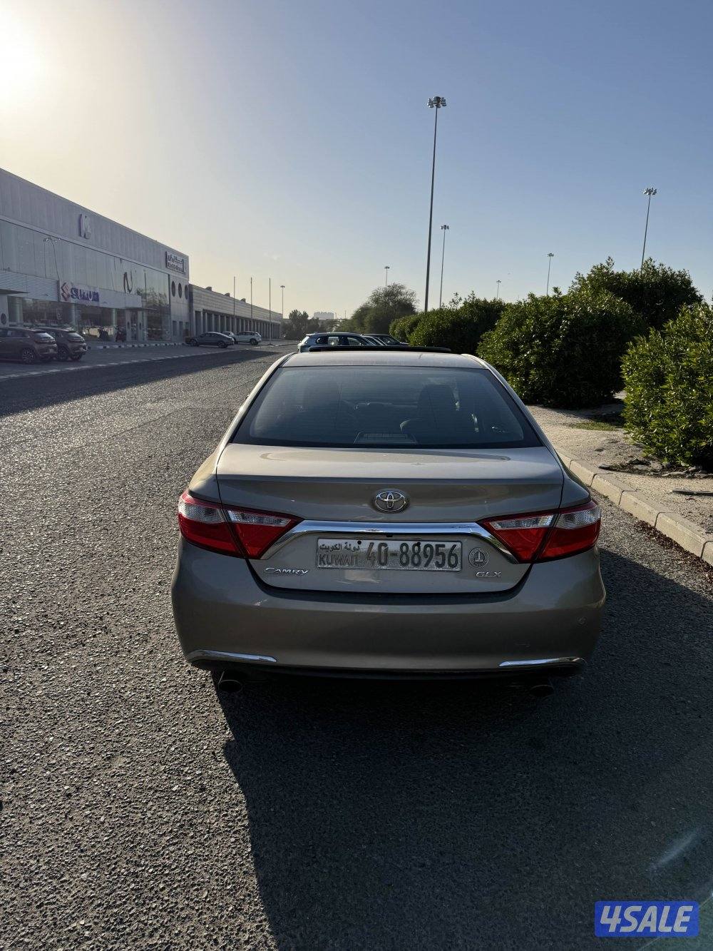 كامري كامل المواصفات فتحة الفحص متواجد مع الإعلان2