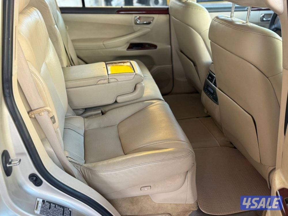 للبيع جيب لكزس ٢٠١٣6