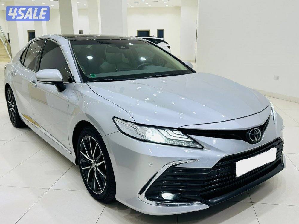 للبيع تويوتا كامري LIMITRD EDITION V6  3.5 موديل 20230