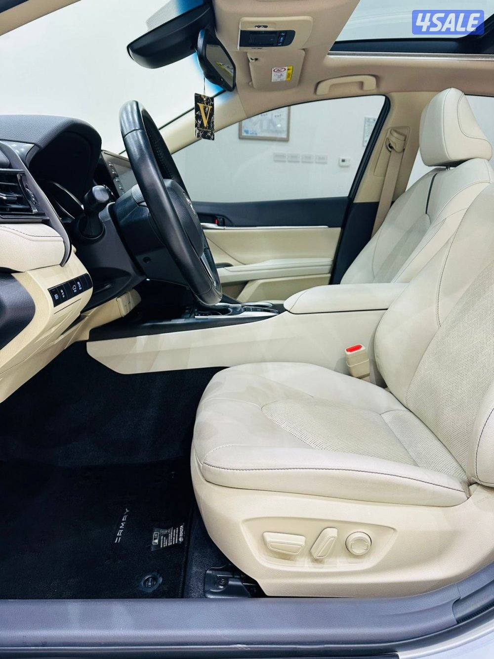 للبيع تويوتا كامري LIMITRD EDITION V6  3.5 موديل 20234