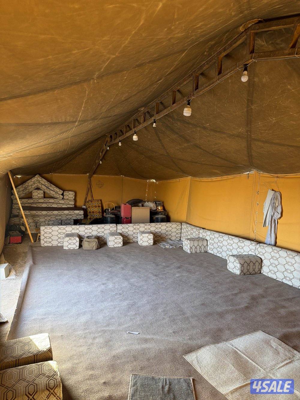 للبيع خيمة صباح11-5ثلاث جهات بس الرابع مو موجود مع مشبها1