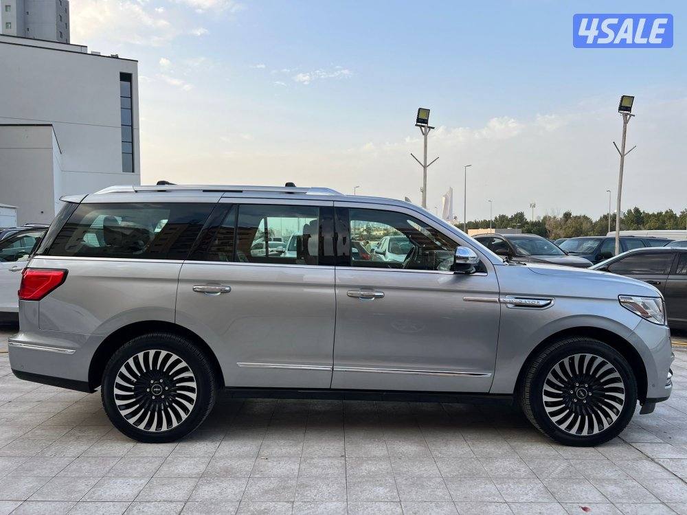 لنكولن 2020 نافيجتور بحالة الوكاله صبغ الوكاله اوردر خاص شرط الفحص4