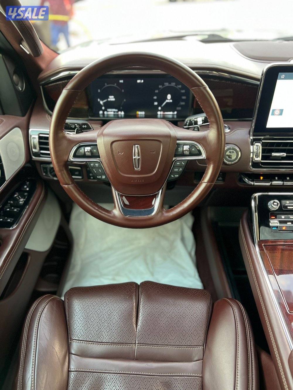 لنكولن 2020 نافيجتور بحالة الوكاله صبغ الوكاله اوردر خاص شرط الفحص10