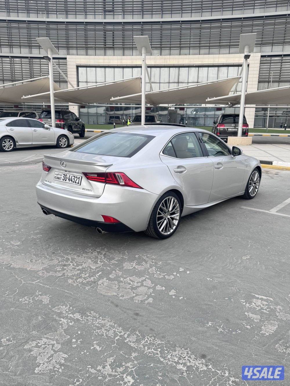 للبيع لكزس is 20143