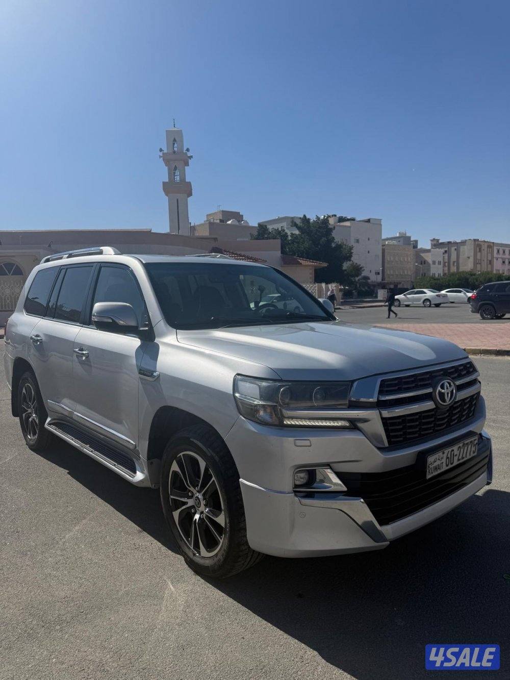 لاند كروزر قراند تورنق 20210