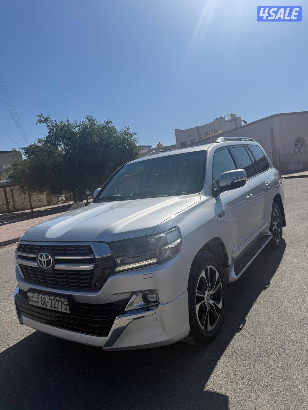 لاند كروزر قراند تورنق 20213