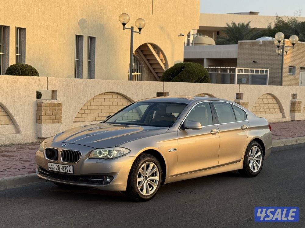 للبيع BMW i5200