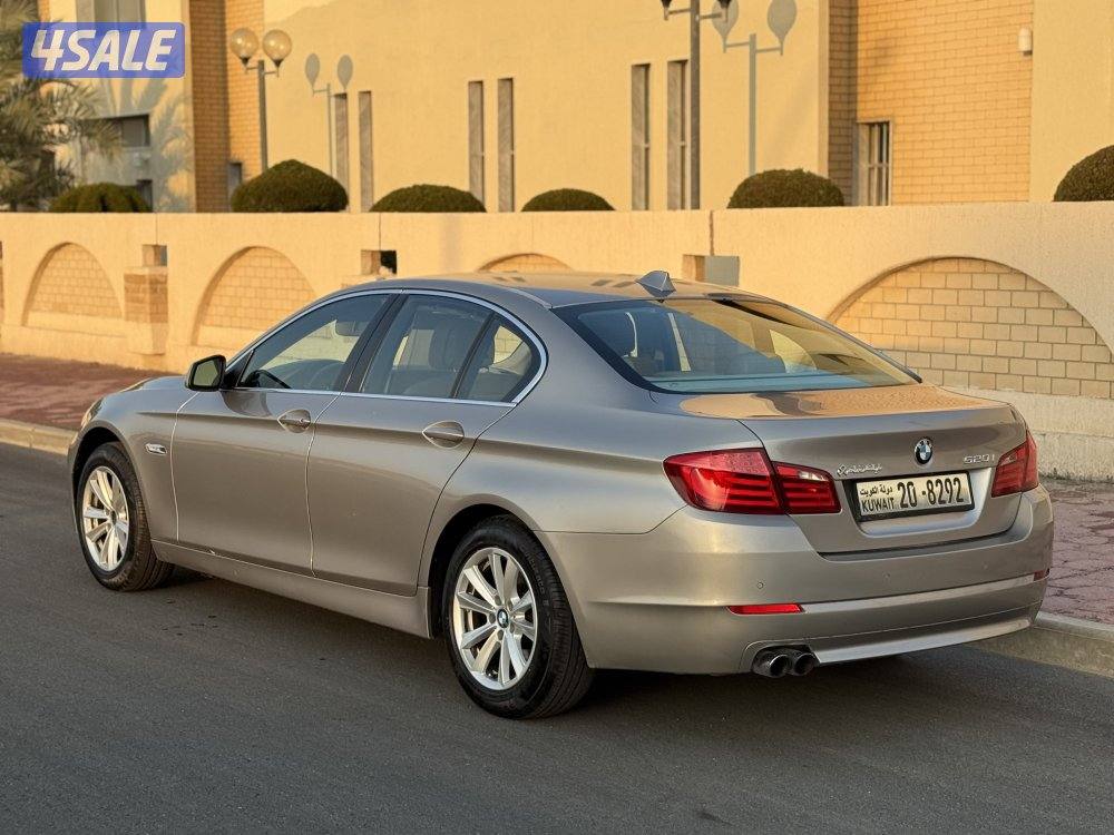 للبيع BMW i5201