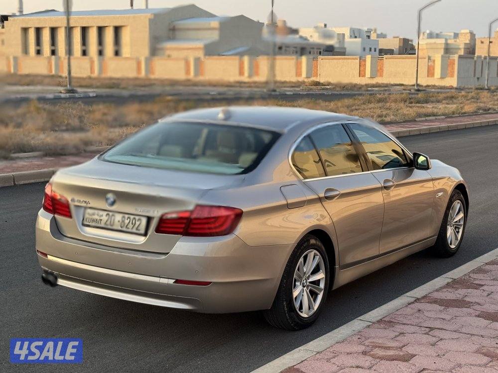 للبيع BMW i5203