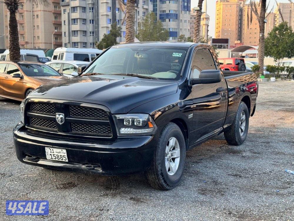 للبيع دودج رام 1500 موديل 20121