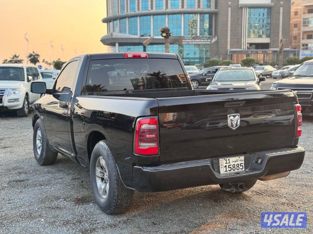 للبيع دودج رام 1500 موديل 20125
