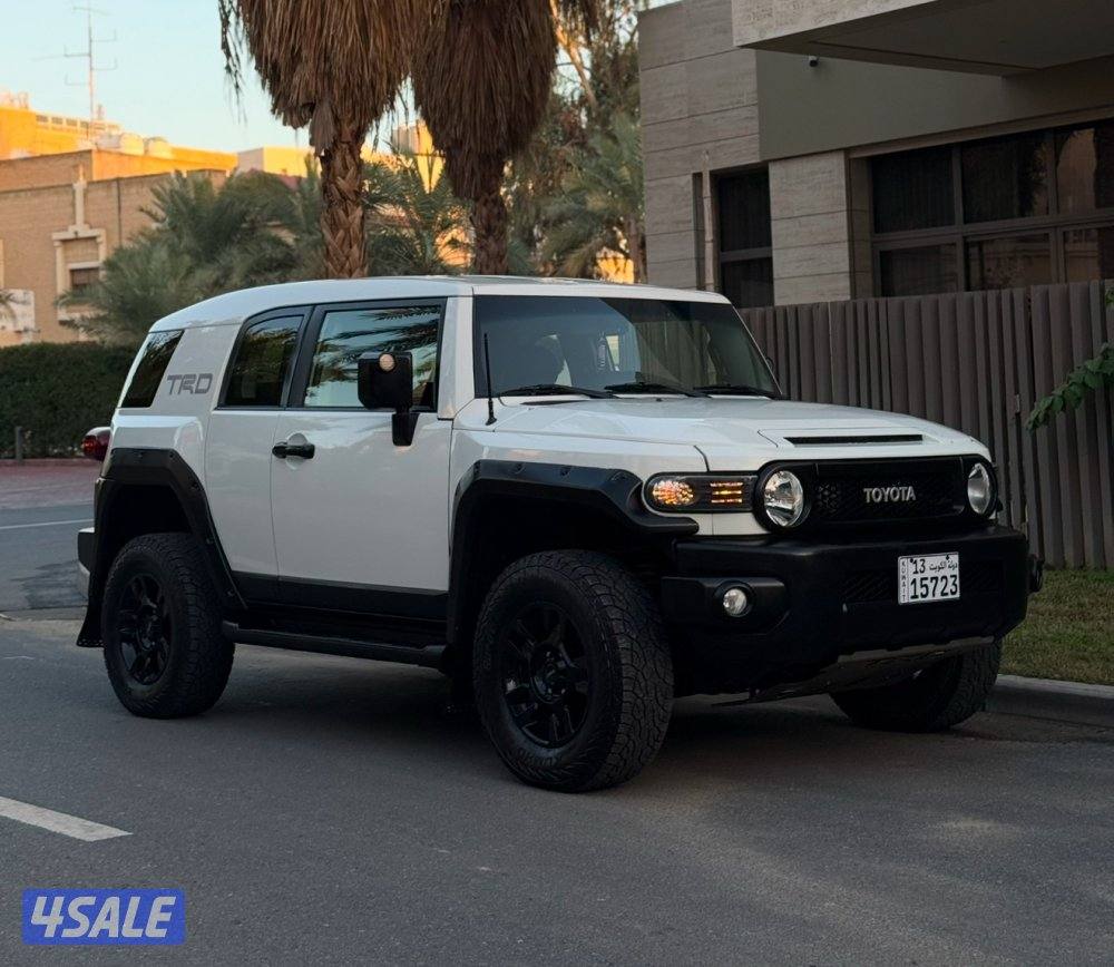 للبيع FJ TRD موديل 2015 وارد الساير1