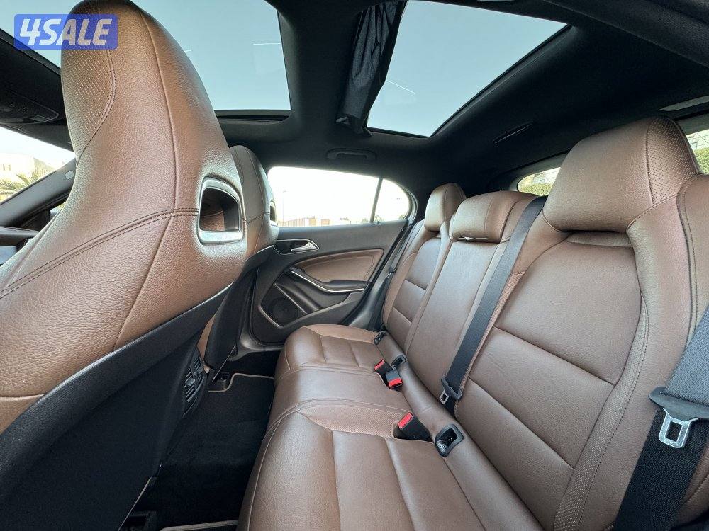 مرسيدس GLA250 موديل 2018 عداد 34 فقط5