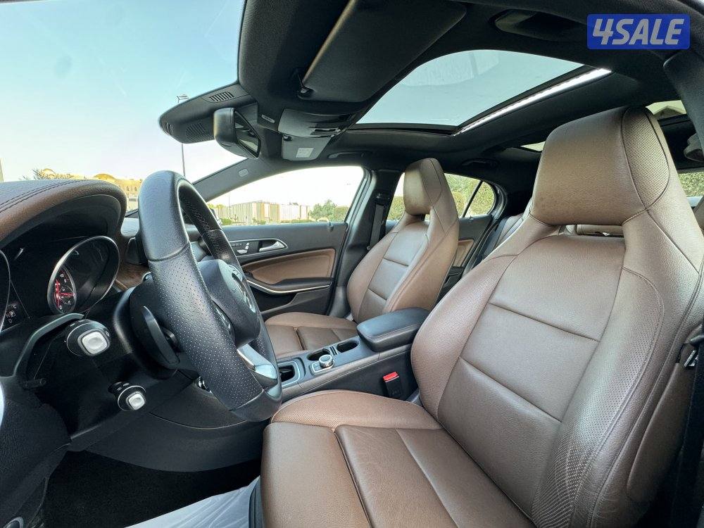 مرسيدس GLA250 موديل 2018 عداد 34 فقط12