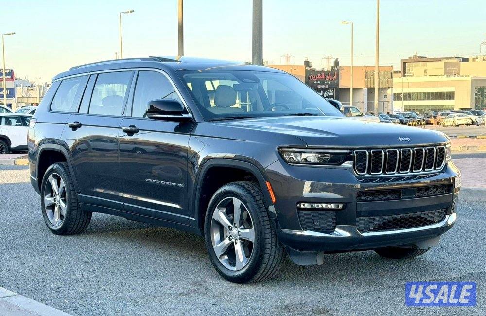 جيب جراند شيروكي ليمتد لارج 2022 تحت الكفالة4