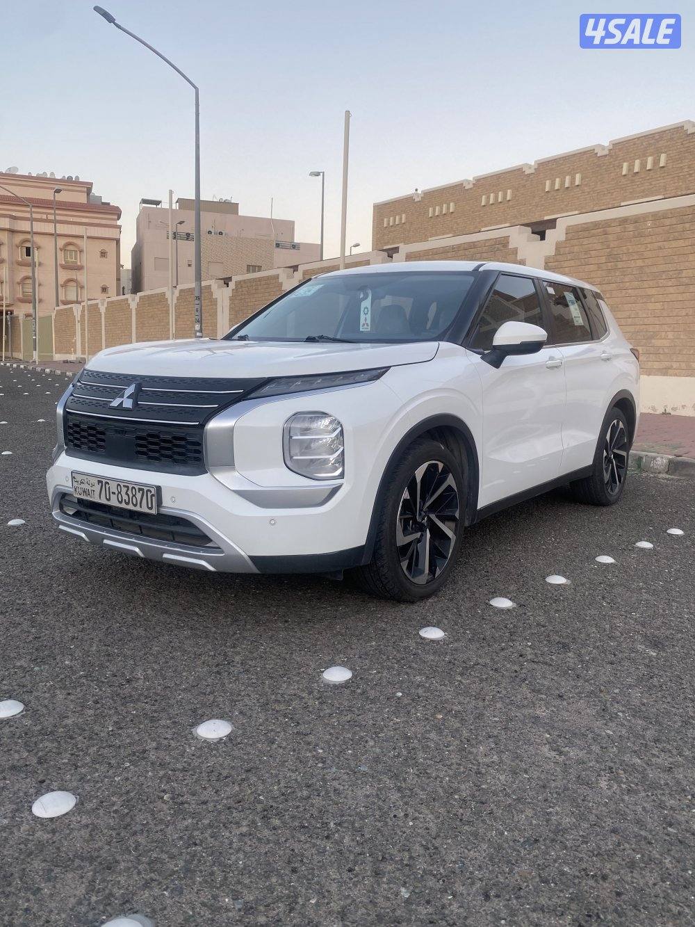 للبيع اوتلاندر ٢٠٢٣2