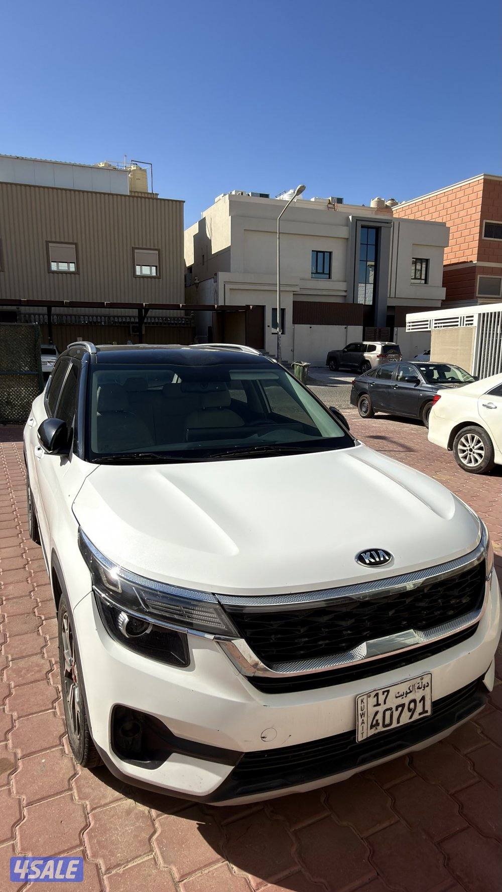 للبيع كيا سيلتوس ابيض0