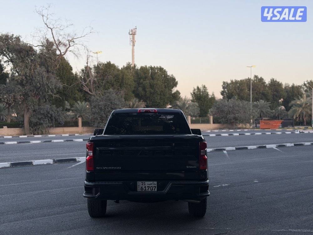 سلفرادو موديل 2022 عداد 94 الف وارد الوكاله تحت الكفاله صبغ الوكاله3