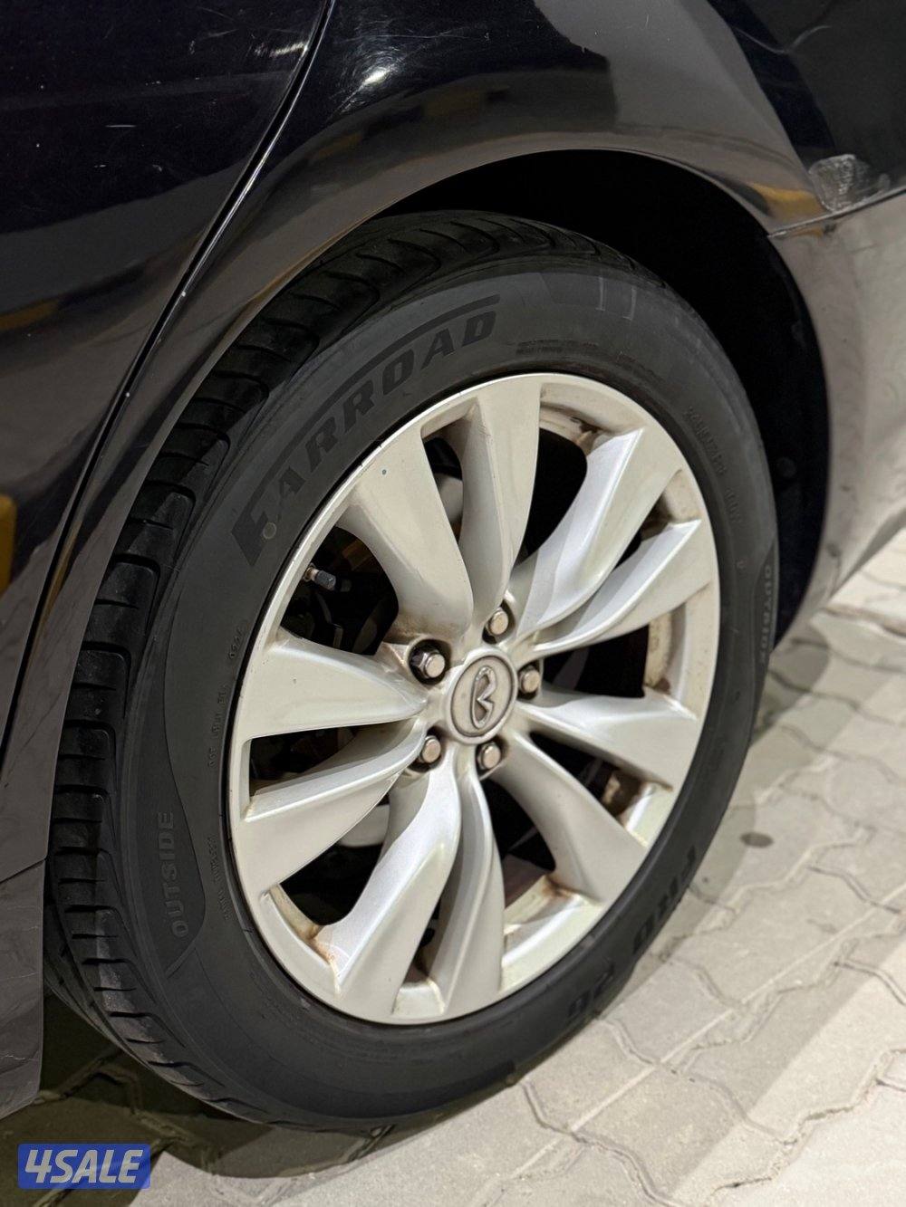 للبيع انفنيتي M56 اعلى درجه6