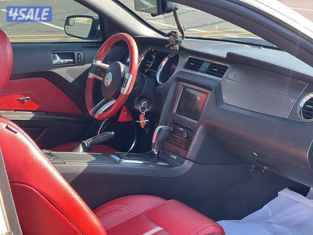 موستانج 20136