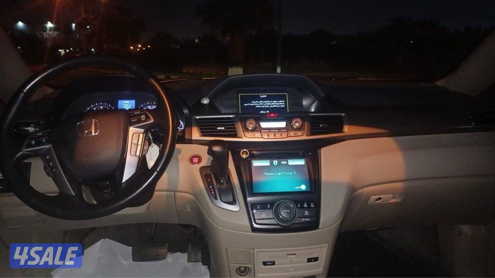 هوندا اوديسي العائليه 2016 نظيفه جدا كامل المواصفات شرط الفحص12