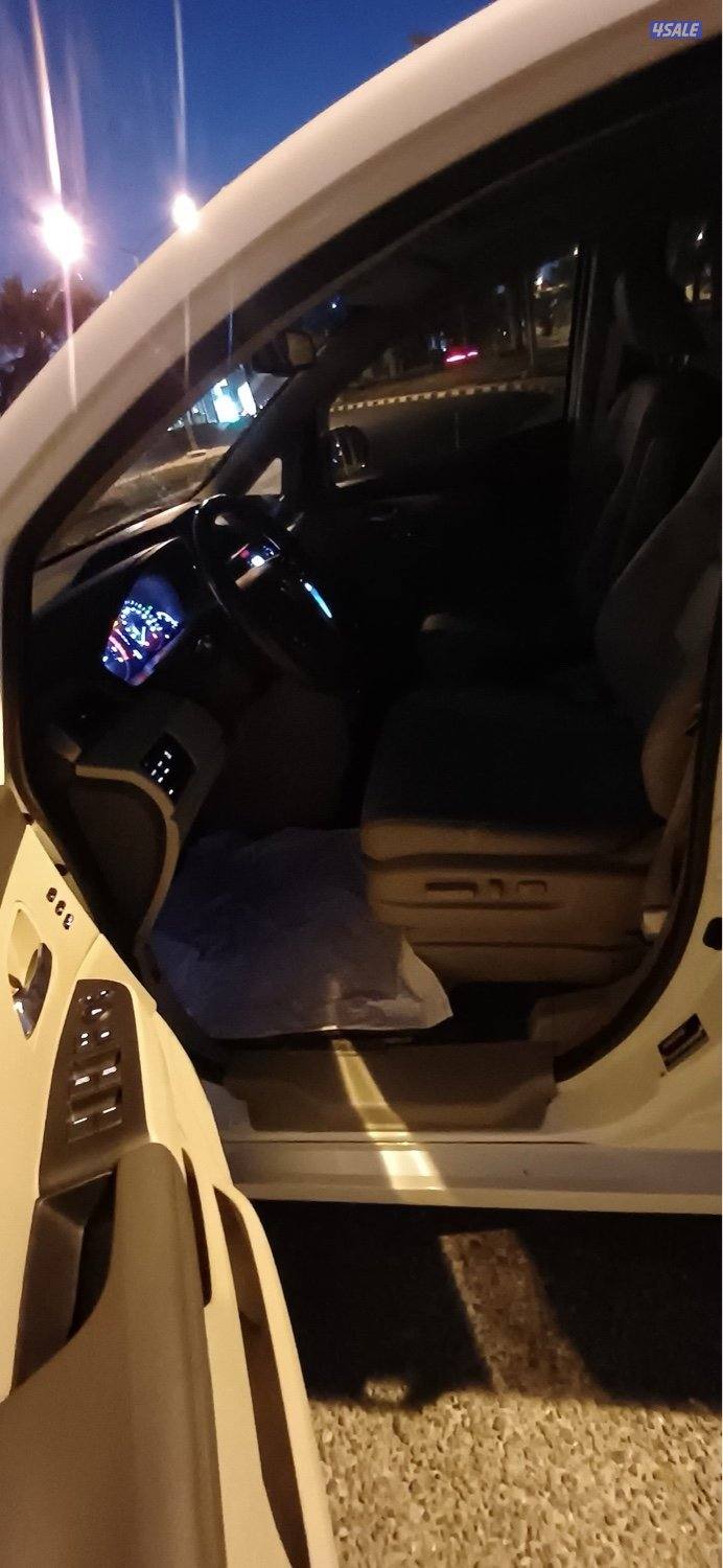 هوندا اوديسي العائليه 2016 نظيفه جدا كامل المواصفات شرط الفحص14