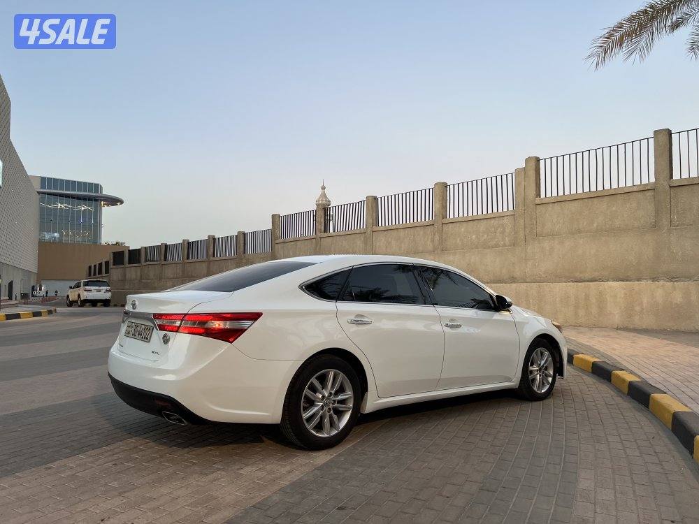 للبيع افالون موديل 2013 الساير3