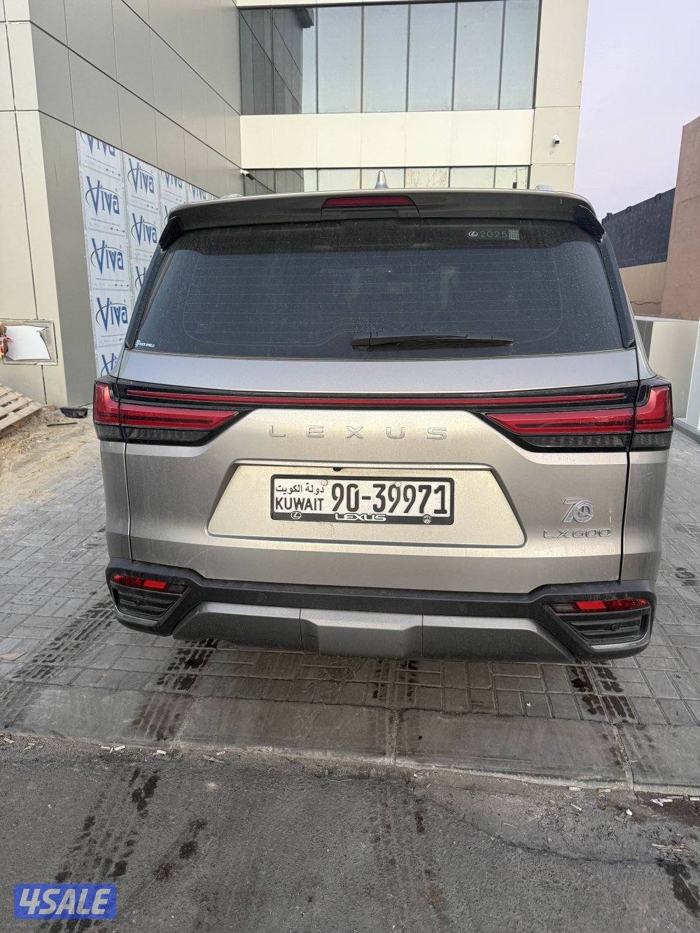 لكزس 2025 الدرجه الاولى وكاله الكويت1
