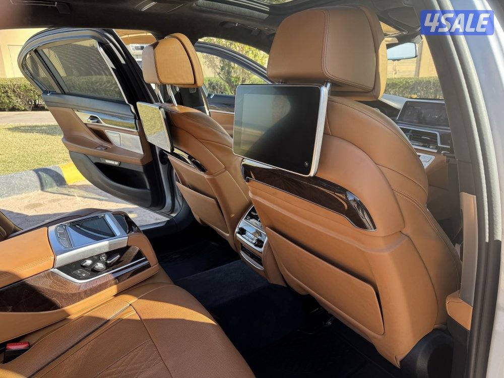 Bmw 750il 2016 صبغ الوكالة8