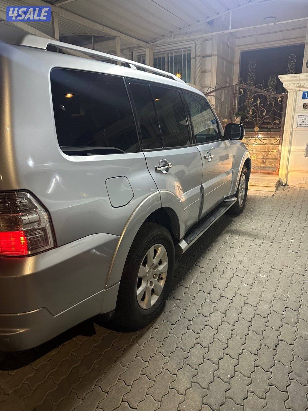 باجيرو موديل 2011 ماشي 226 مرفق صورت الفحص مايحتاج شي0