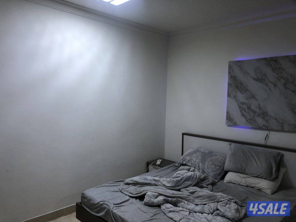 لتنازل عن جاخور قطعة 12قريب الشارع عبارة عن ديوانية وصالة وغرفتين8