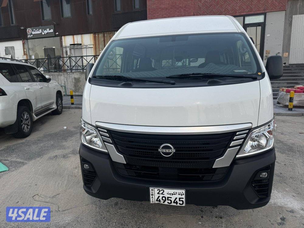 للبيع نيسان ركاب موديل 2023 سقف عالي2